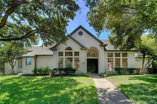 601 Concho Court, Southlake, TX 76092