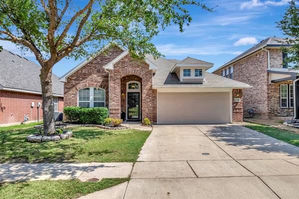 15700 Landing Creek Lane, Fort Worth, TX 76262