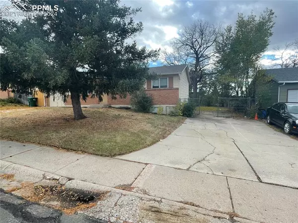 Colorado Springs, CO 80910,1207 Rushmore DR