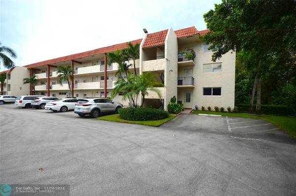 8901 S Hollybrook Blvd  #101, Pembroke Pines, FL 33025