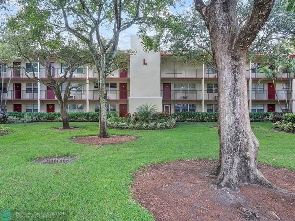 200 SW 132nd Way  #205L, Pembroke Pines, FL 33027