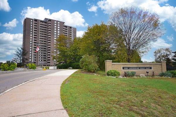 Mississauga, ON L5E 3E2,1535 Lakeshore RD E #403