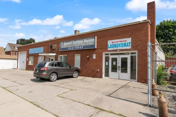 Hamilton, ON L8M 2A8,455 Cumberland AVE