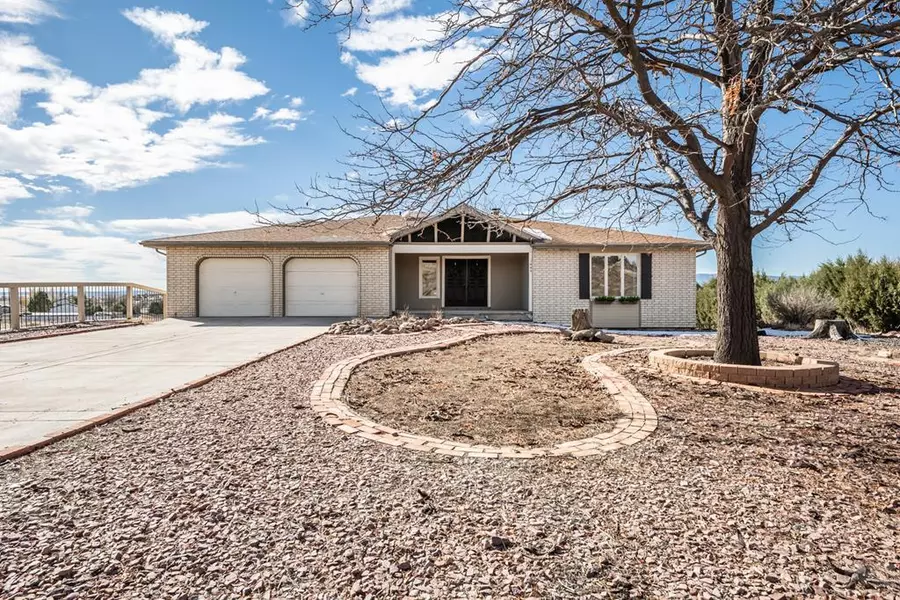 1444 W Carrizo Springs Ave, Pueblo West, CO 81007