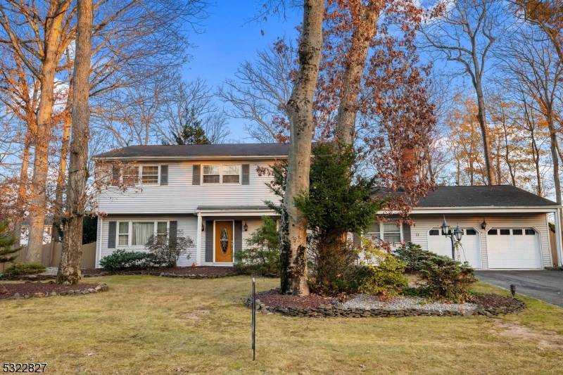 11 Camelot Way, Parsippany-troy Hills Twp., NJ 07054