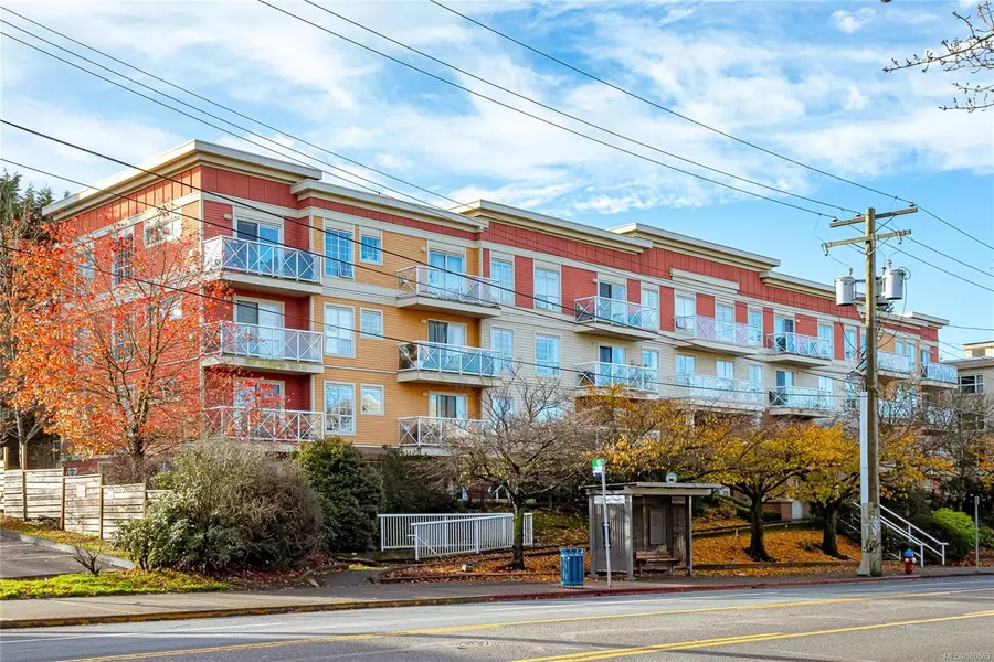 1371 Hillside Ave #104, Victoria, BC V8T 2B3