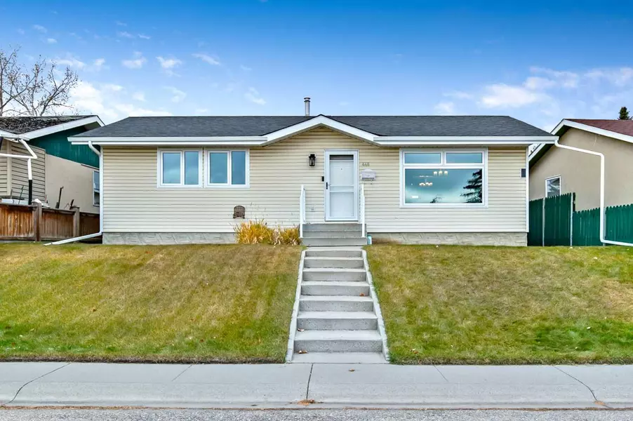 448 Ogden DR Southeast, Calgary, AB T2C 1W6