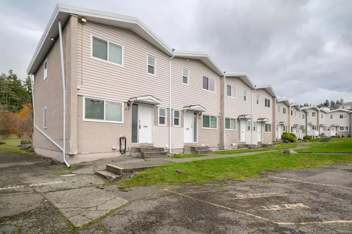 Port Alberni, BC V9Y 5J1,4110 KENDALL St #37