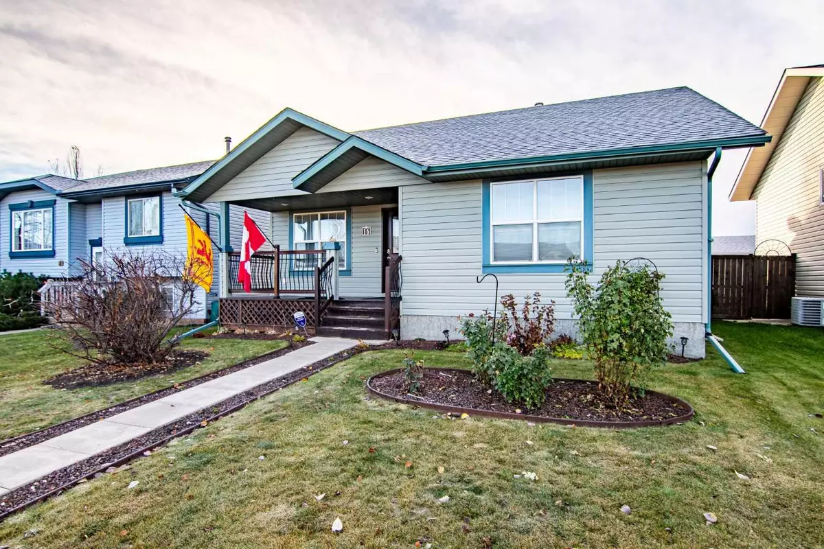 Lacombe, AB T4L2L4,16 Mckinlay CRES