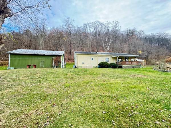 1470 Riverside Dr, Athens, PA 18810