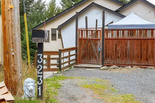 Colwood, BC V9C 3R5,3231 Hawkeswood Pl