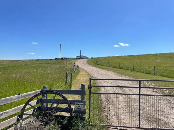 Rural Lethbridge County, AB T0L 0G0,123009 RGE RD 245