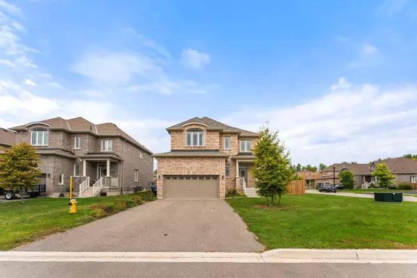 22 Pearl ST, Wasaga Beach, ON L9Z 0G9