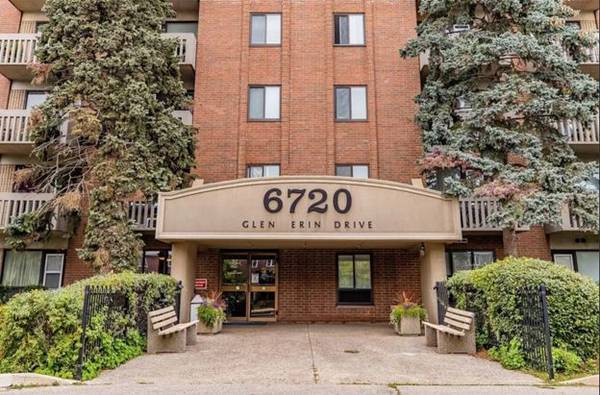 6720 Glen Erin DR #614, Mississauga, ON L5N 3K8