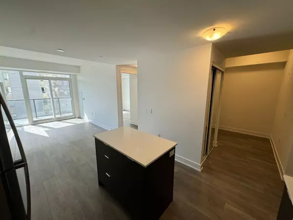 Mississauga, ON L5A 4L4,202 Burnhamthrope RD E #1103W