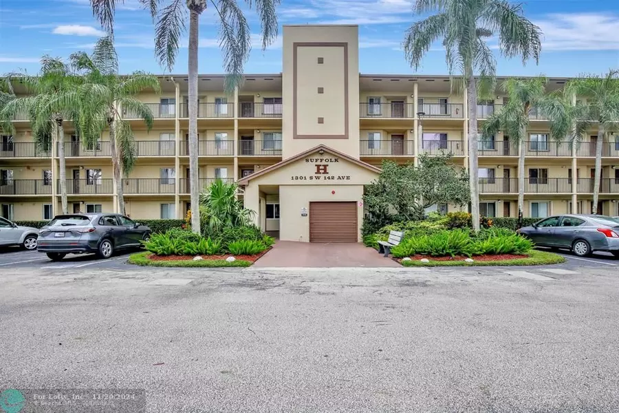 1301 SW 142nd Ave  #302 H, Pembroke Pines, FL 33027