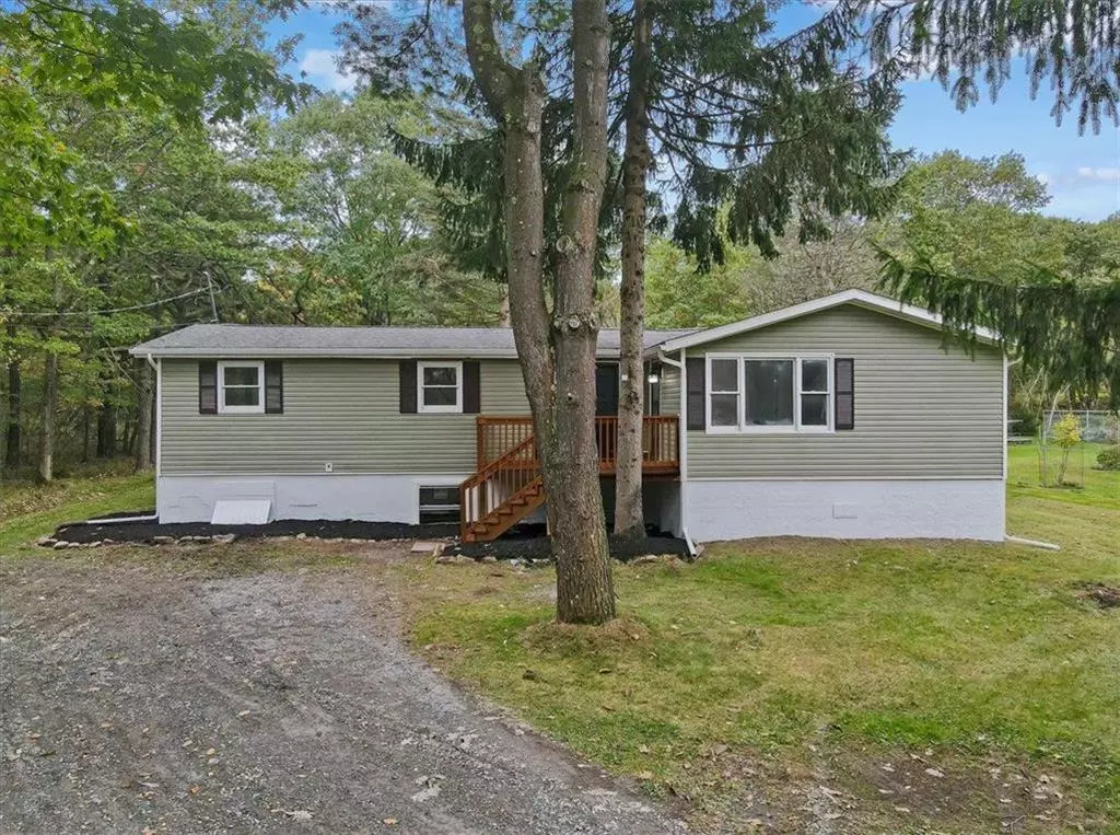 Tobyhanna Twp, PA 18334,332 Sullivan Trail