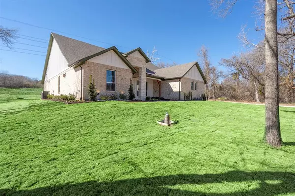 Azle, TX 76020,531 Echo Glade Court