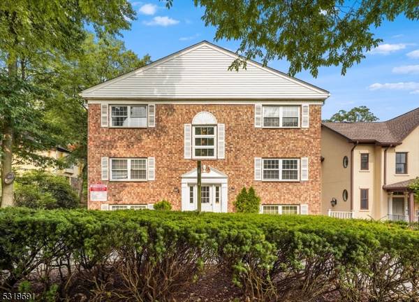 48-50 Elm St #B8, Morristown Town, NJ 07960