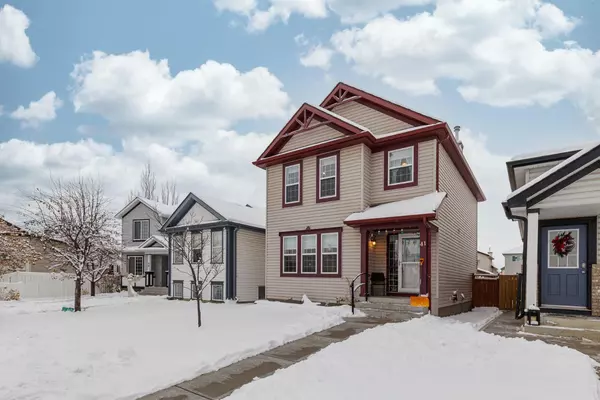 41 Evermeadow MNR Southwest, Calgary, AB T2Y4W8