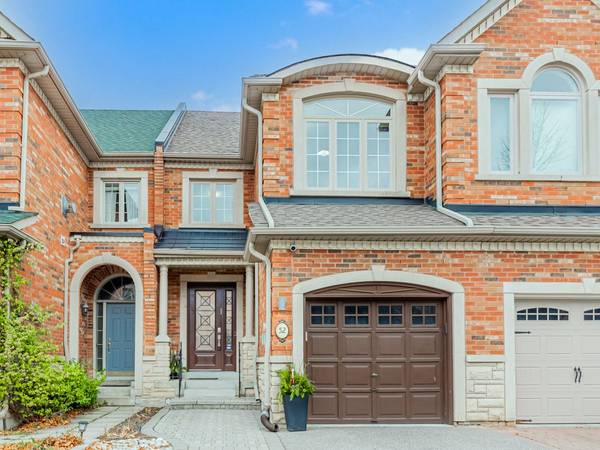 52 Kingsbridge CIR, Vaughan, ON L4J 8N7