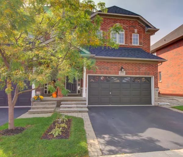 Oakville, ON L6M 0C7,2375 Stone Glen CRES