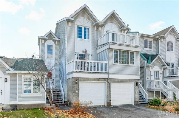 39 CASTLEGREEN, Hunt Club - South Keys And Area, ON K1T 3N4