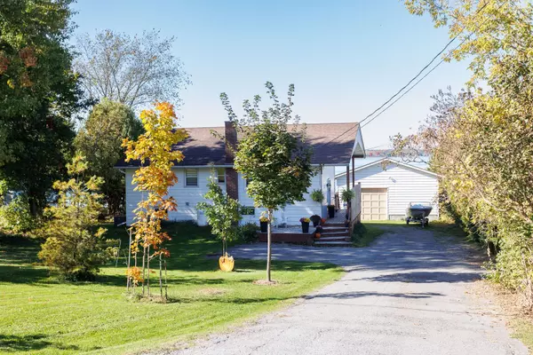 Kawartha Lakes, ON K9V 4R6,271 Snug Harbour RD