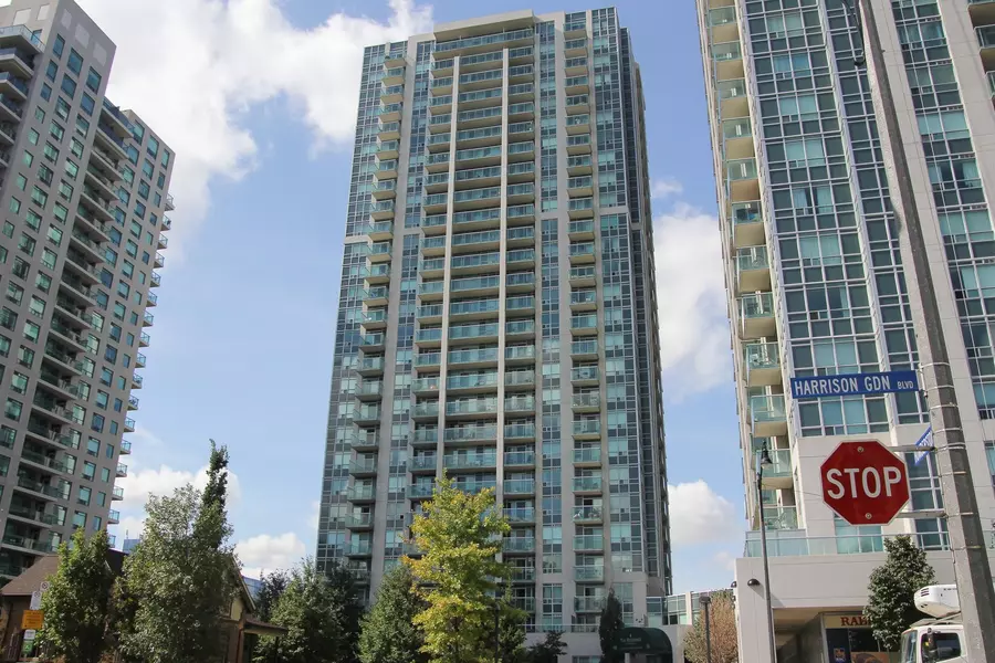 18 Harrison Garden BLVD #807, Toronto C14, ON M2N 7J7