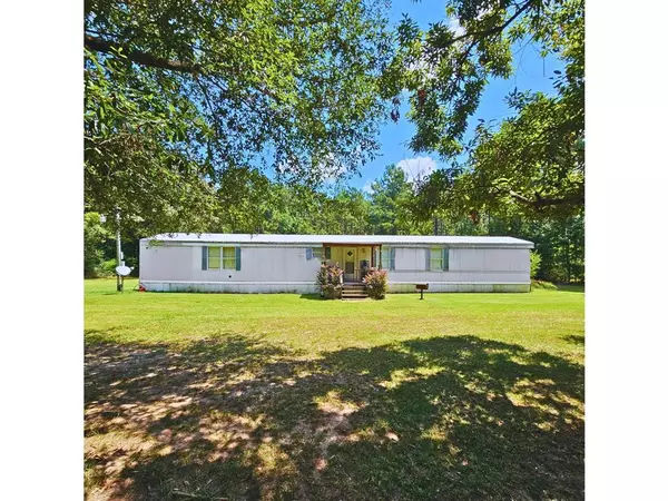 169 Mt. Olive Road, Coushatta, LA 71019