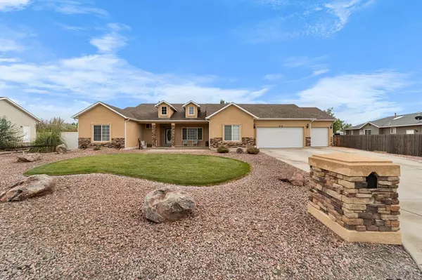 222 S Circle Dr, Pueblo West, CO 81007