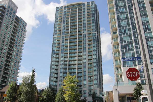 18 Harrison Garden BLVD #807, Toronto C14, ON M2N 7J7