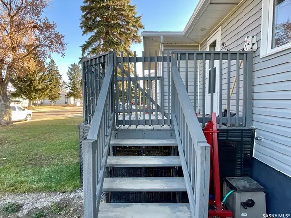 Moose Jaw, SK S6H 2Z1,939 BROWN STREET