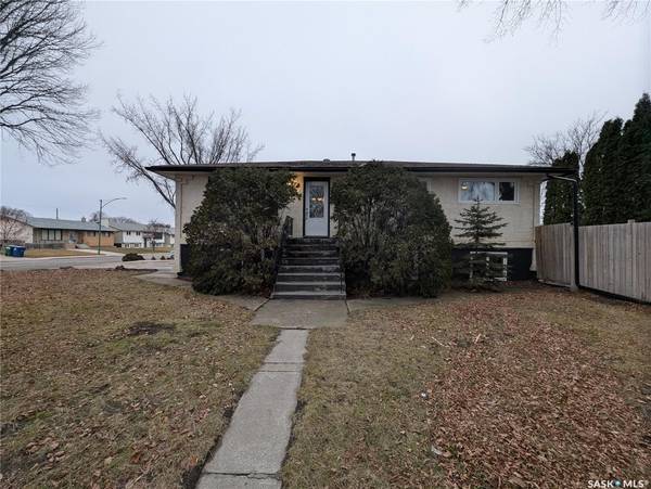 2616 20th STREET W, Saskatoon, SK S7M 1B6