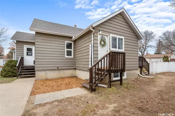 Moose Jaw, SK S6H 5S4,920 Warner STREET