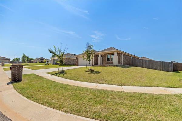 304 Anne Court, Blanchard, OK 73010