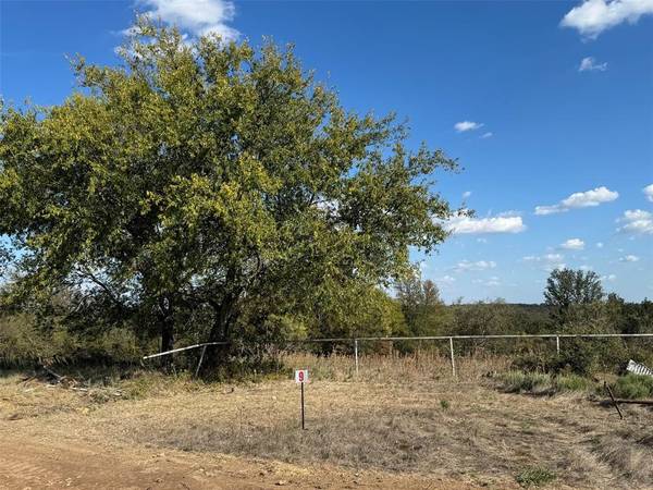 110 Vickie Court, Chico, TX 76431