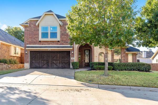 106 Ridgewood Drive, Euless, TX 76039