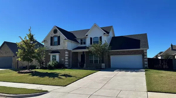 906 Bent Wood Lane, Cleburne, TX 76033