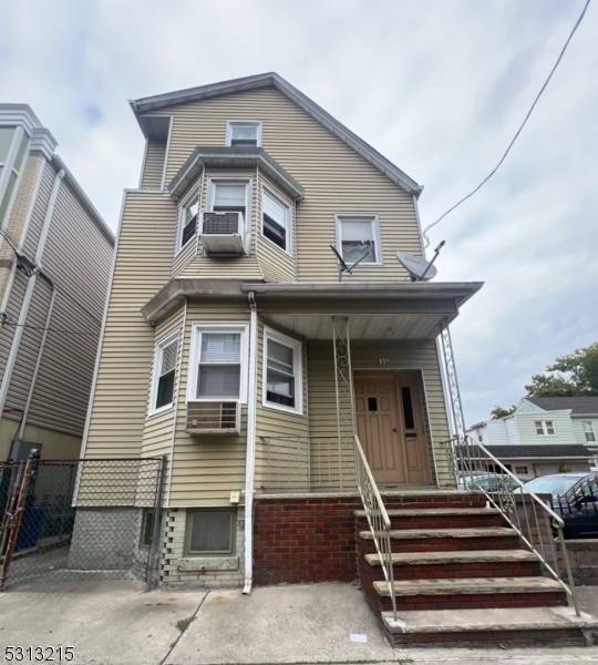 359 New York Ave,  Newark City,  NJ 07105