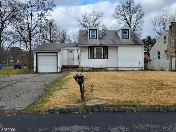 33 Riveredge Dr, Fairfield Twp., NJ 07004