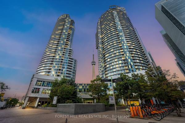 208 Queens Quay BLVD W #3512, Toronto C01, ON M5N 2Y5