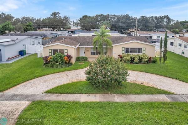 Cooper City, FL 33328,8962 SW 52nd Pl