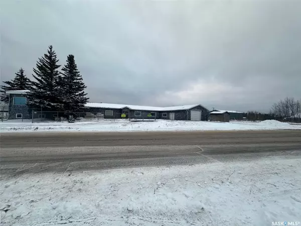 308 & 310 Husky AVENUE, Air Ronge, SK S0J 3G0