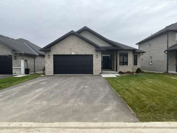 6 Vaughn CT, Belleville, ON K8N 0R7