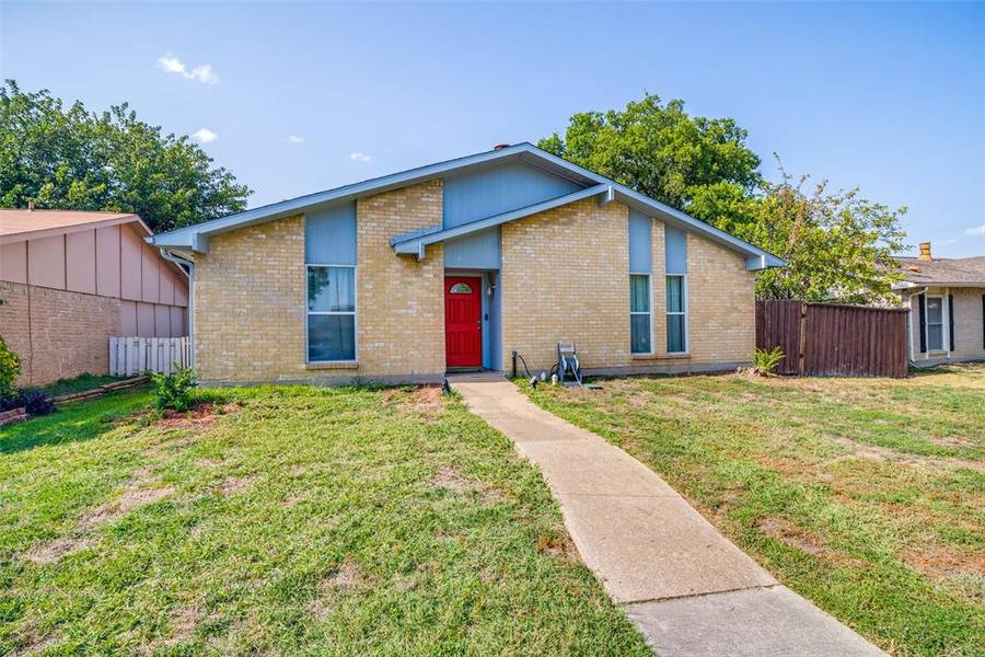 2051 Kings Road, Carrollton, TX 75007