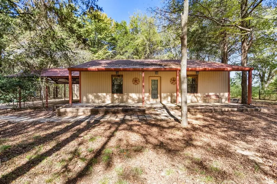 400 County Road 1156, Bonham, TX 75418