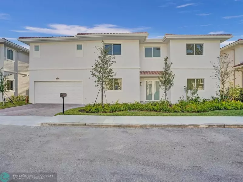 3538 Forest View Cir, Dania Beach, FL 33312