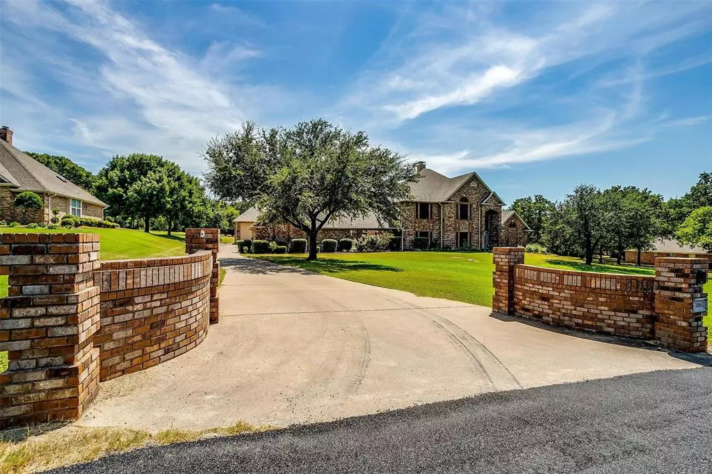 Burleson, TX 76028,2816 Bent Oaks Drive