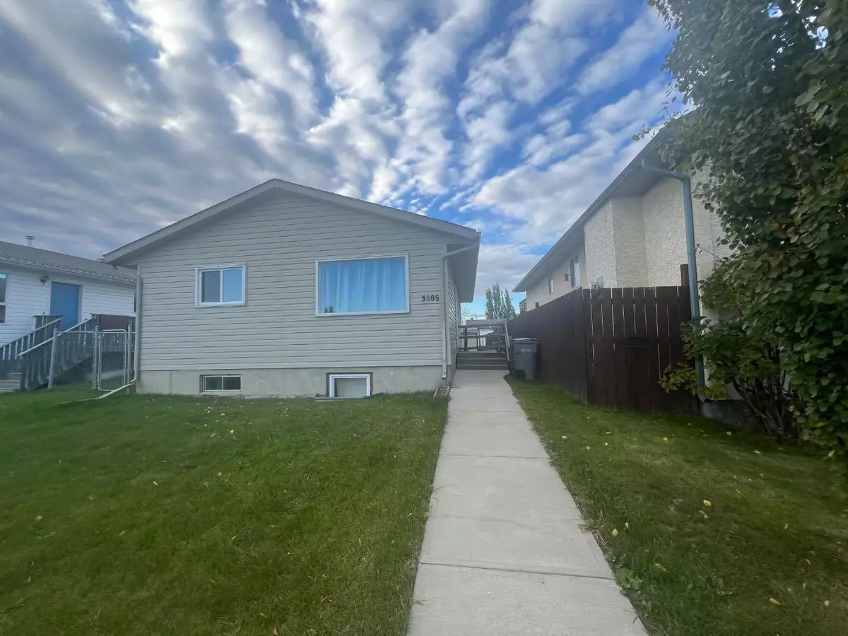 Whitecourt, AB T7S1C9,3605 55 AVE